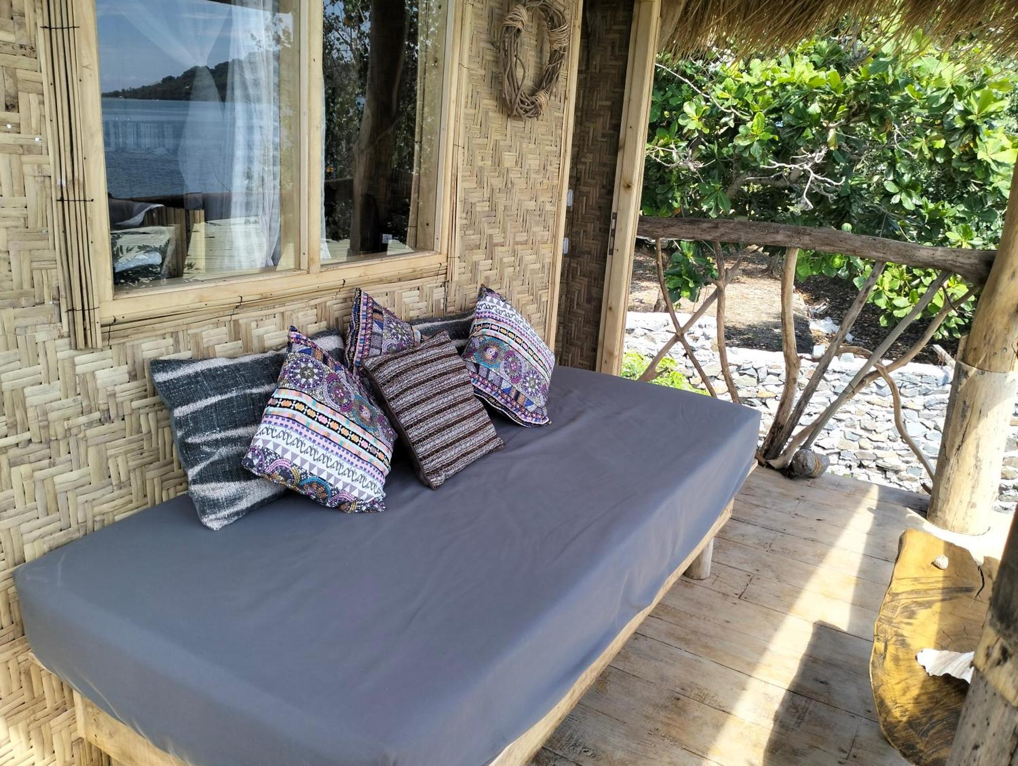 Shaya Cottage Sekotong Eksteriør billede